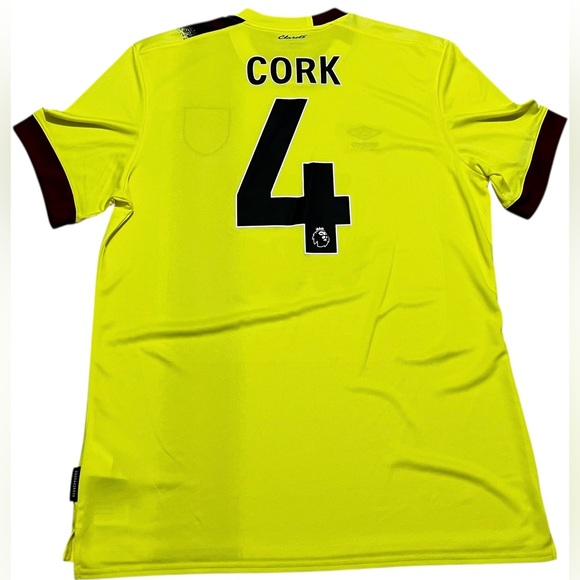 Umbro Burnley FC men’s Away soccer Jersey 2023/24 CORK #4 yellow maroon size XL - Picture 3 of 16